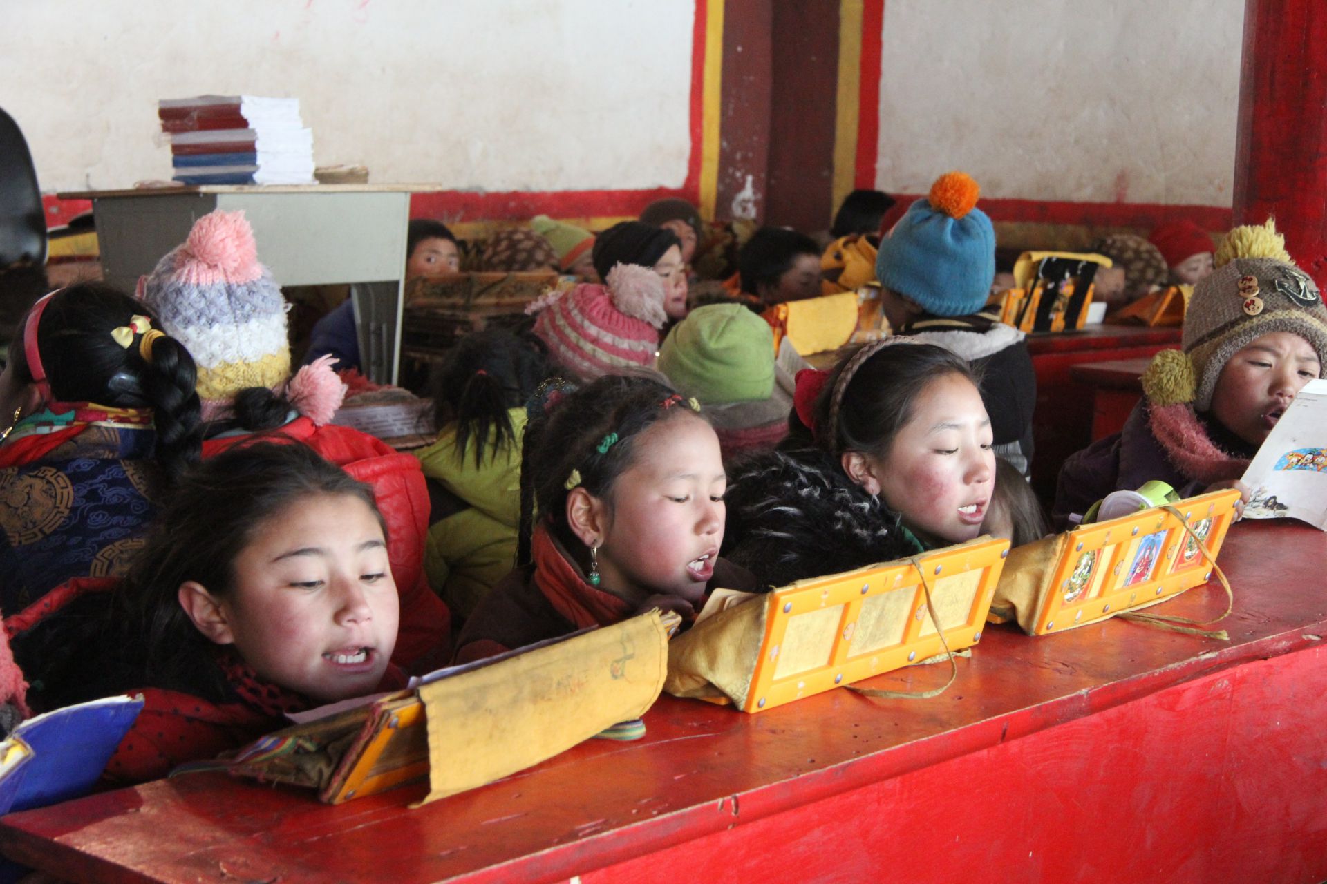 米兰app入口站官网-米兰(中国)公益回顾丨家国同欢月同圆 温暖满载甘孜州(图12)